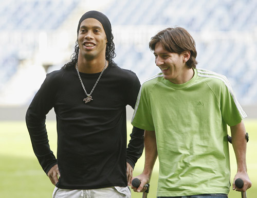 对任何一名 对任何一名