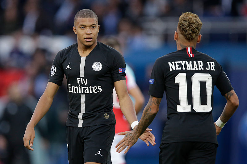 也能为中路 也能为中路