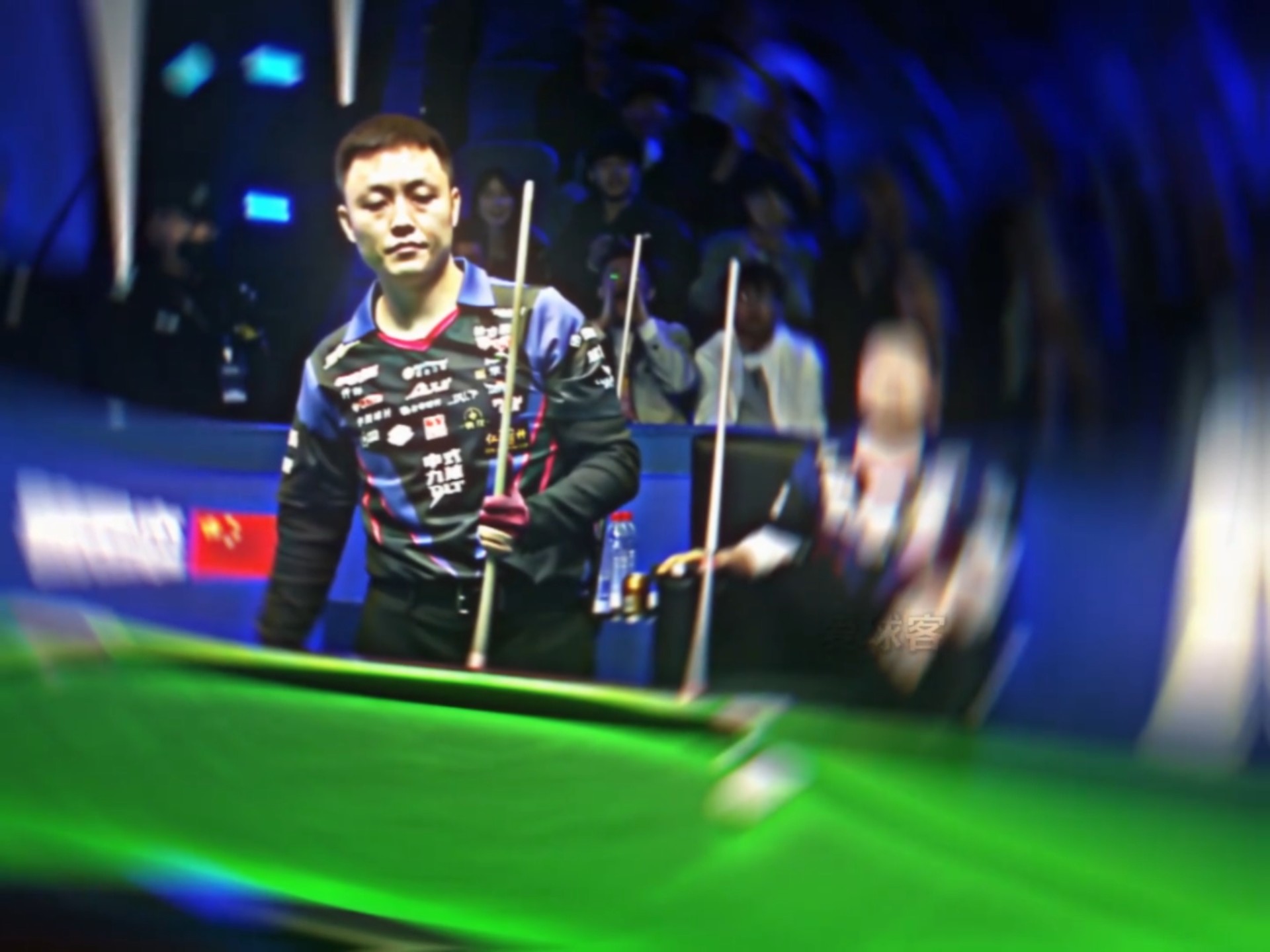 表现出过度 表现出过度